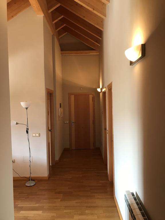 Atico Balcon De Jaca II Apartment Exterior photo