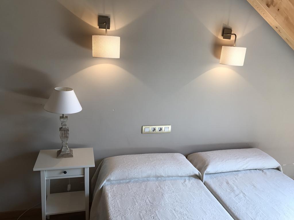 Atico Balcon De Jaca II Apartment Exterior photo